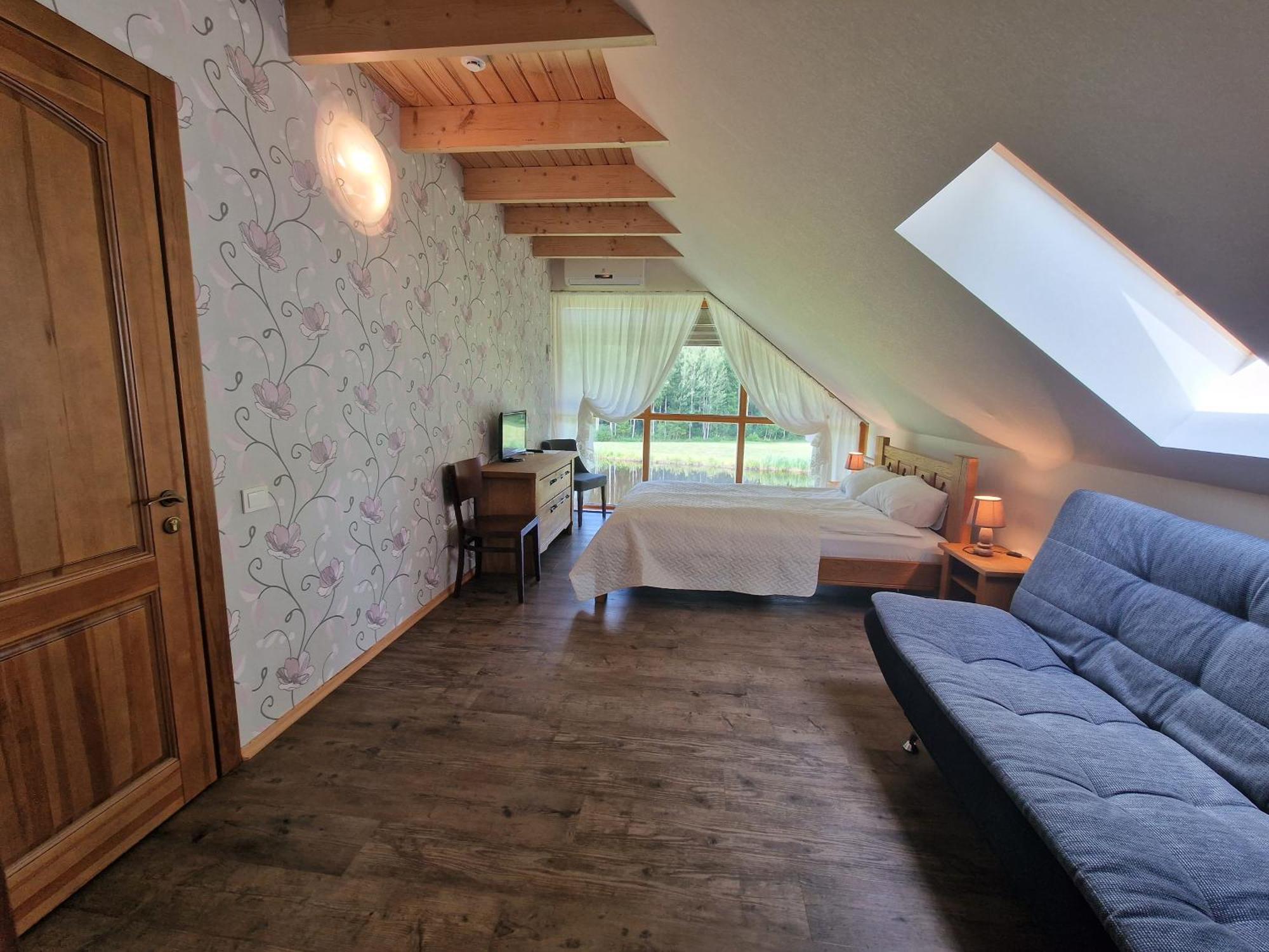 Roksala Guest House Taruciai Bagian luar foto