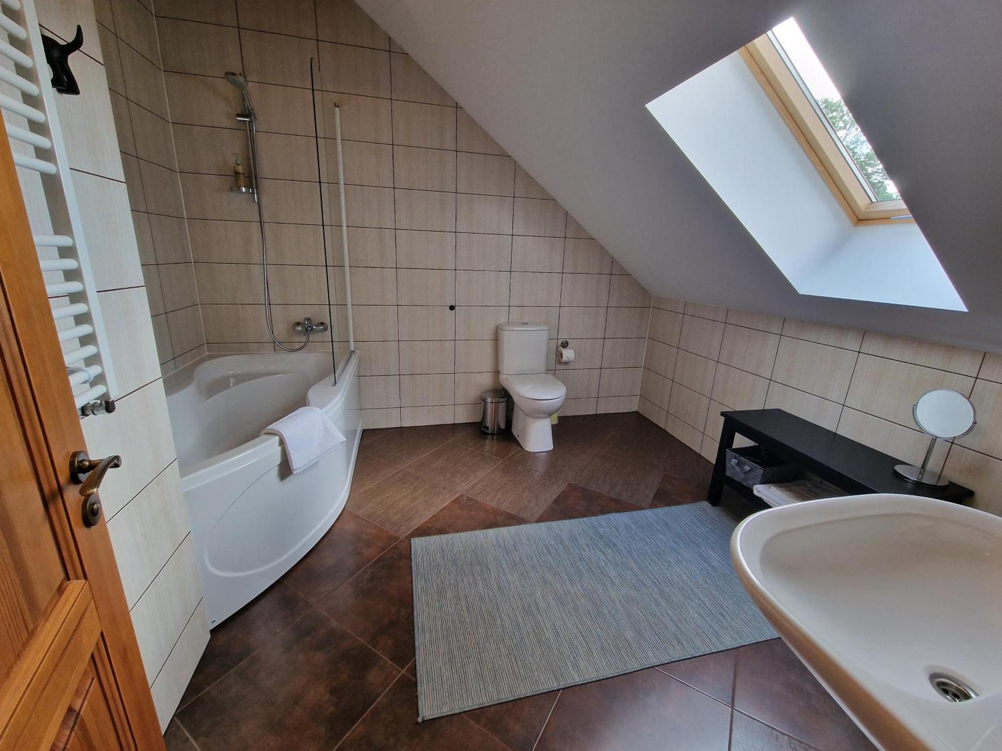 Roksala Guest House Taruciai Bagian luar foto